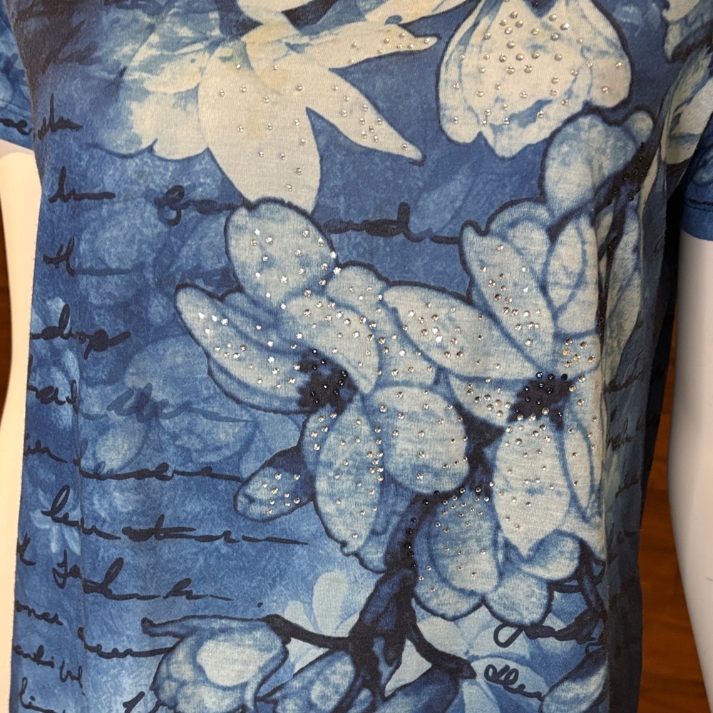 Blue Floral Script Short-Sleeve Tee by - Picture 2 of 4